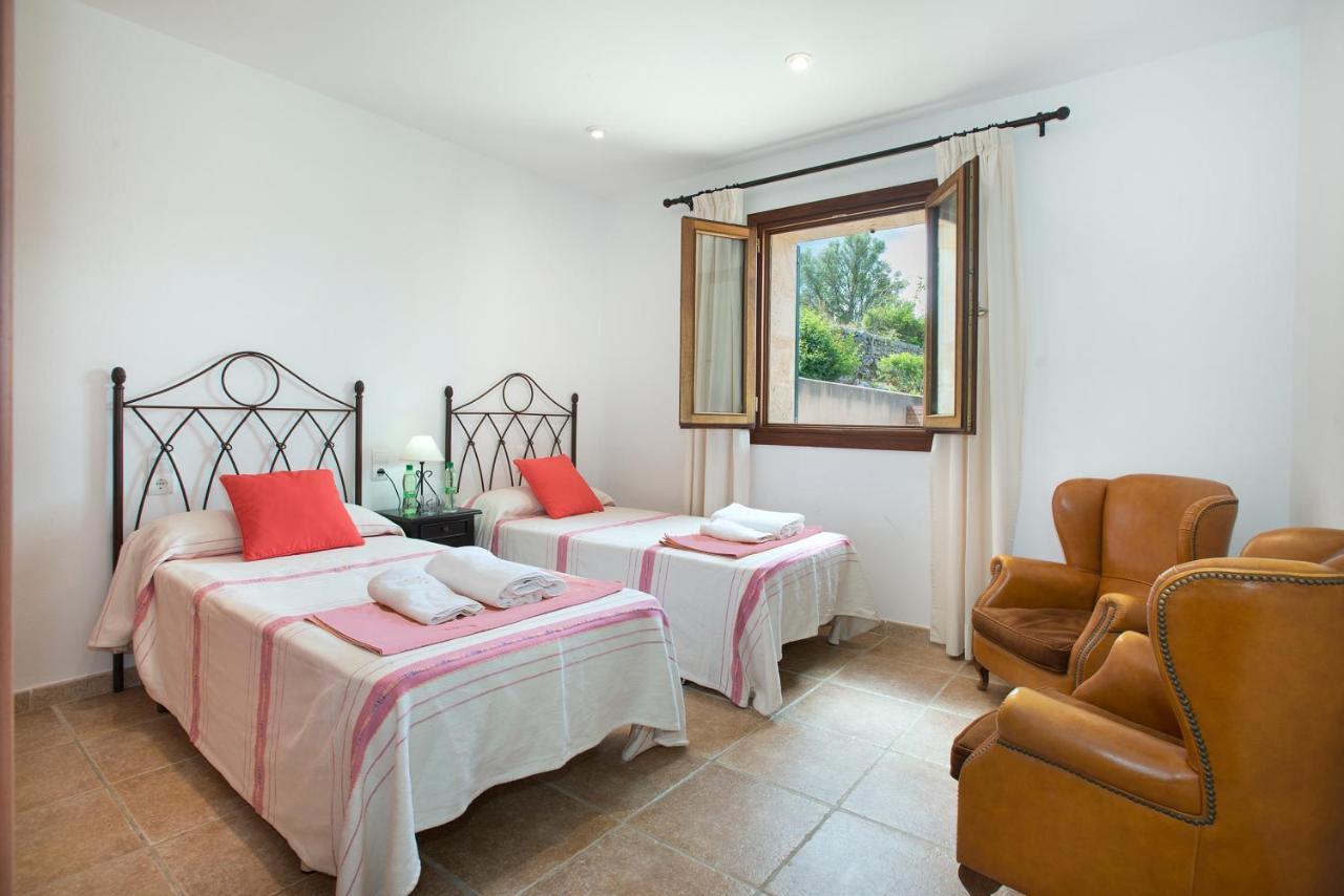 Owl Booking Villa Siquier - Luxury Retreat With Mountain Views โปเญนซา ภายนอก รูปภาพ